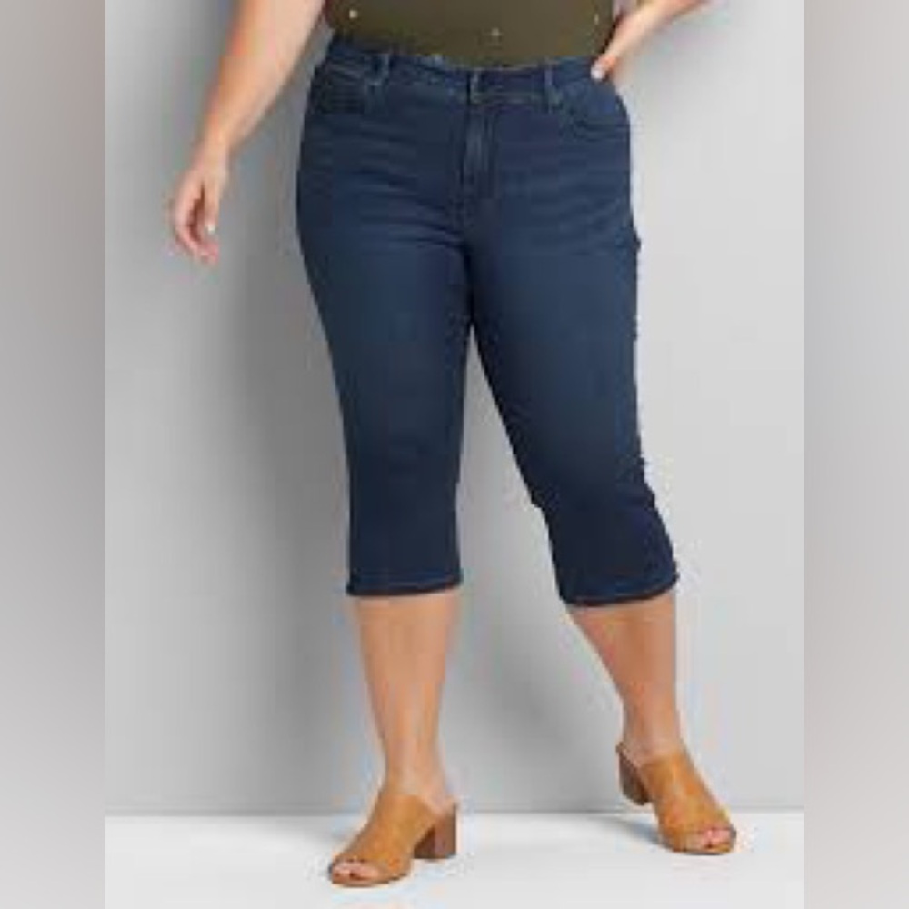 Women's Blue Capri Pants